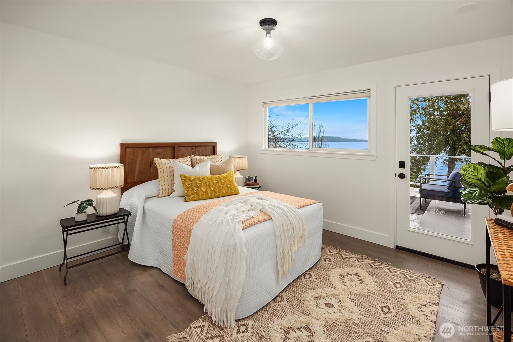 10220 Rainier Avenue S, Seattle, WA 98178