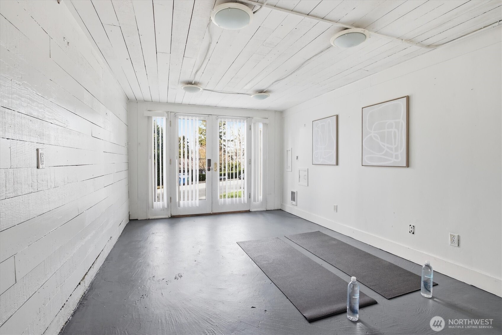 1215 W Armour Street , Seattle, WA 98119-2032