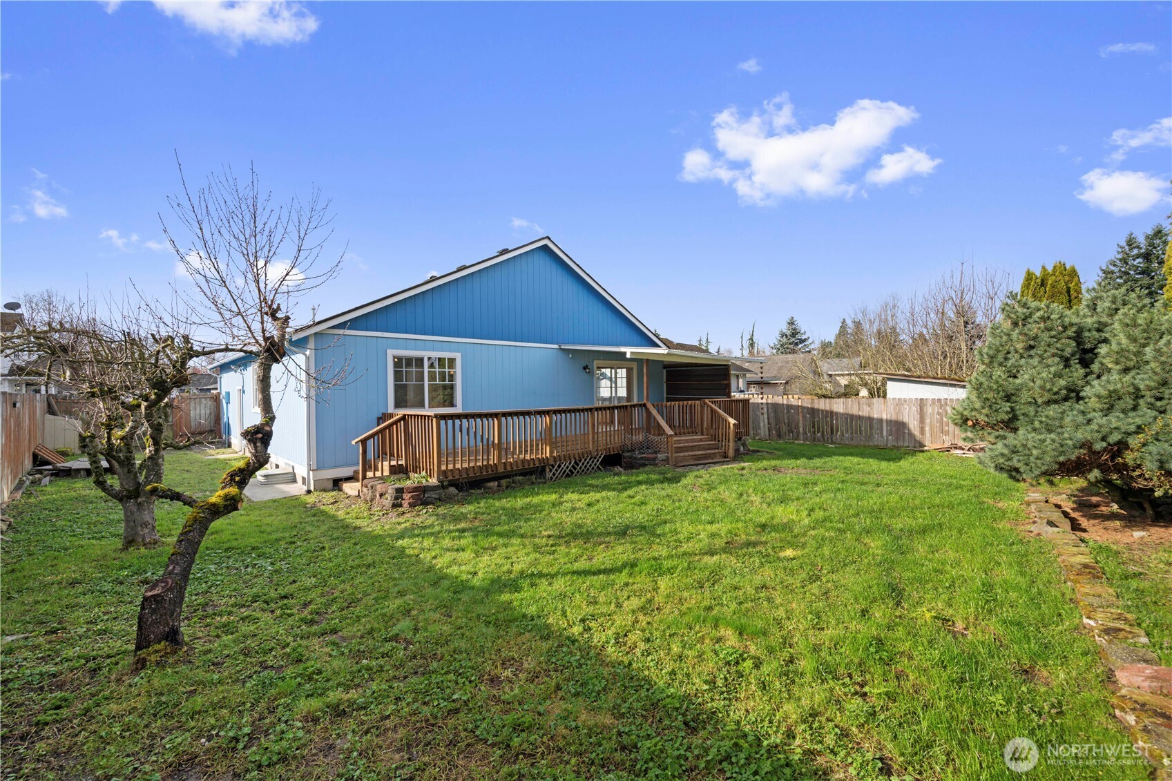 1225 Hemlock Place , Mount Vernon, WA 98273