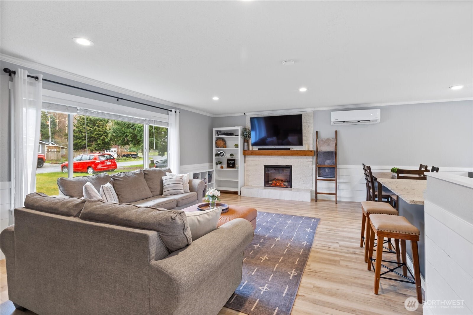 20327 Revilo Drive , Burlington, WA 98233