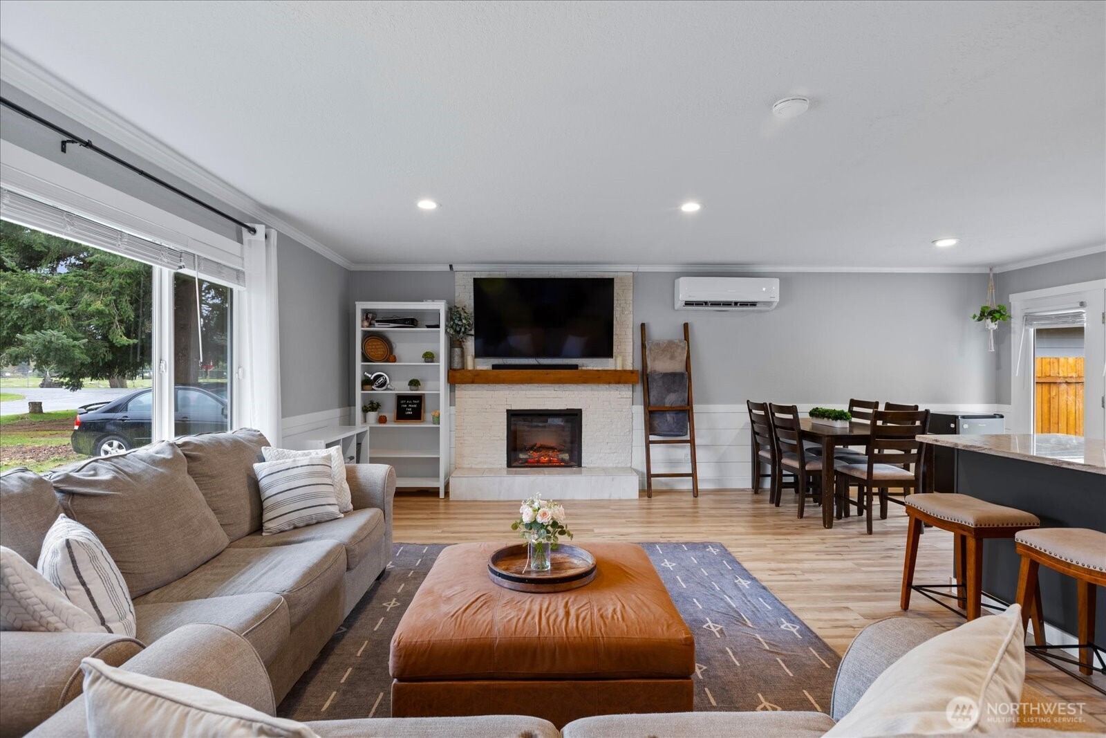 20327 Revilo Drive , Burlington, WA 98233