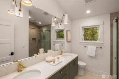 2846 35th Avenue W, Seattle, WA 98199 - Photo 16