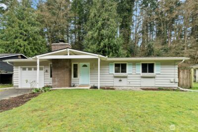 815 NE 200th Street , Shoreline, WA 98155
