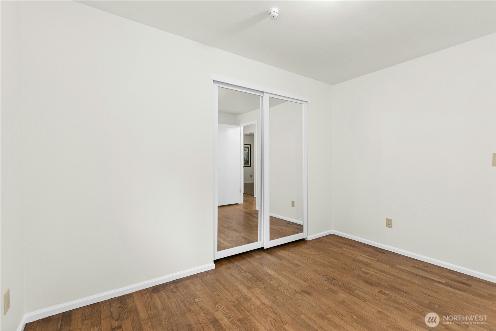 815 NE 200th Street , Shoreline, WA 98155