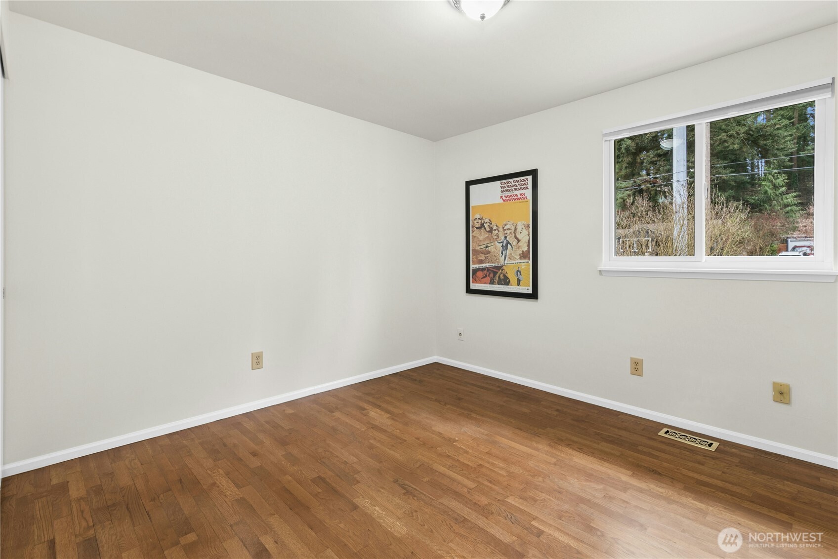 815 NE 200th Street , Shoreline, WA 98155