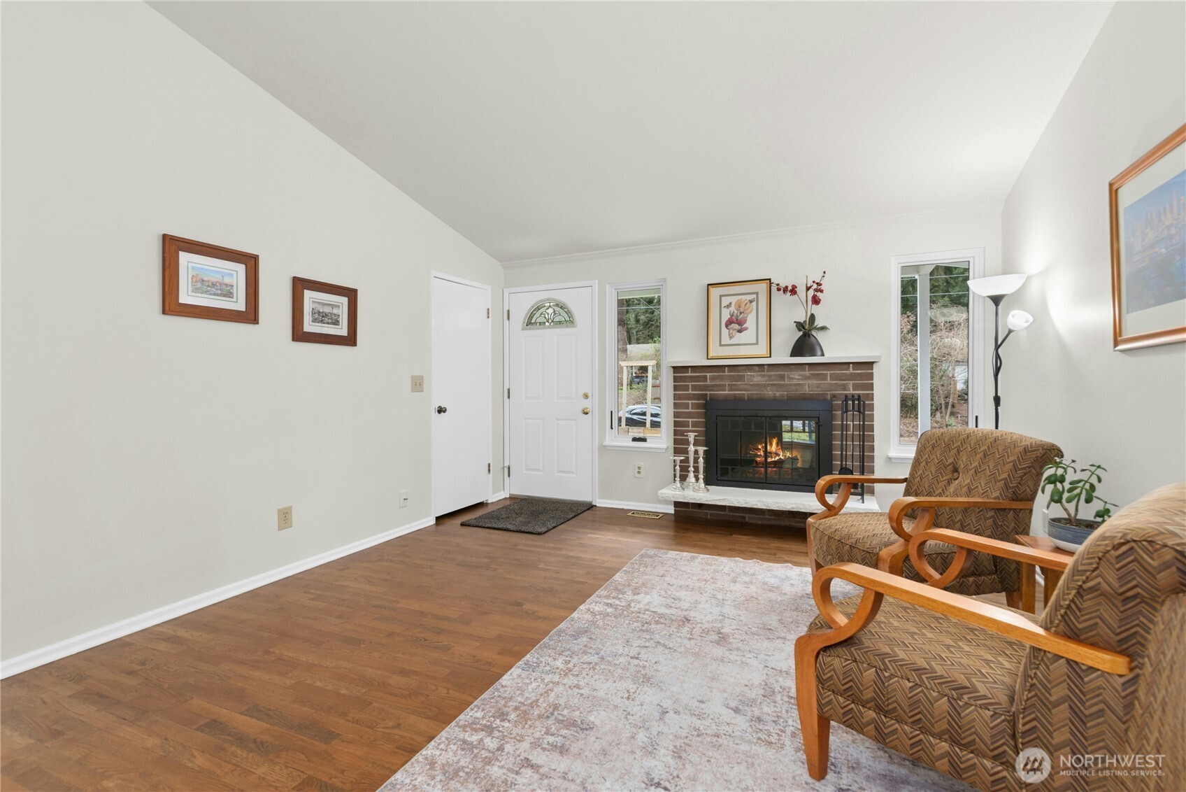 815 NE 200th Street , Shoreline, WA 98155