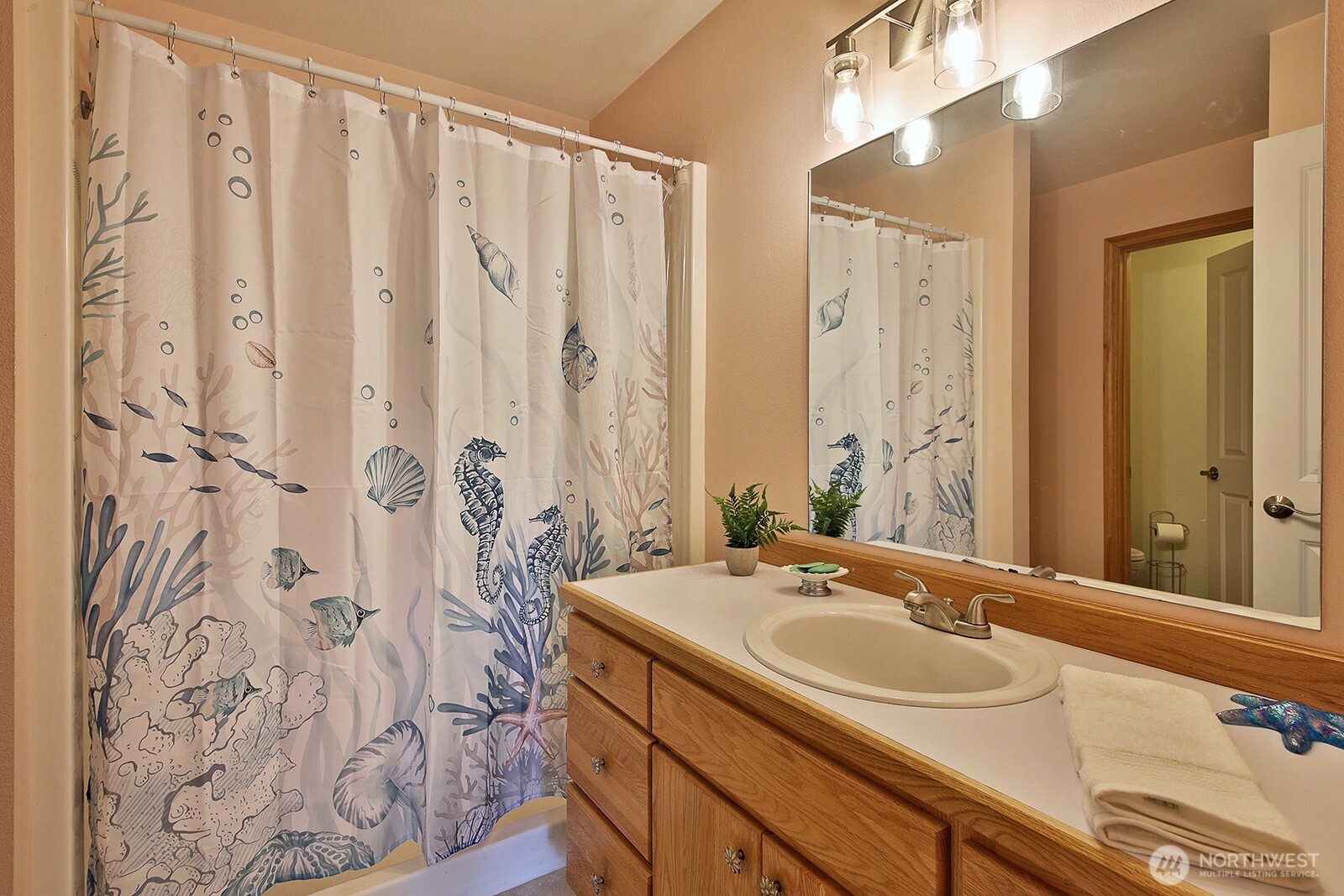 5938 Sundown Lane , Freeland, WA 98249