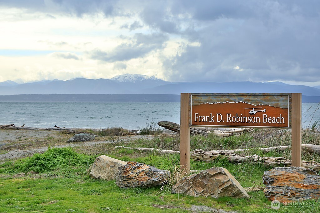 5938 Sundown Lane , Freeland, WA 98249