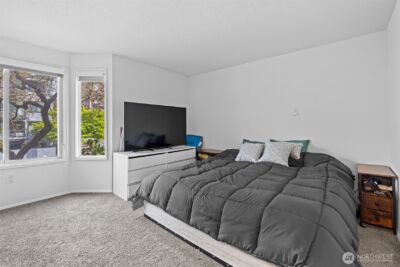 303 13th Avenue E #301, Seattle, WA 98102 - Photo 12