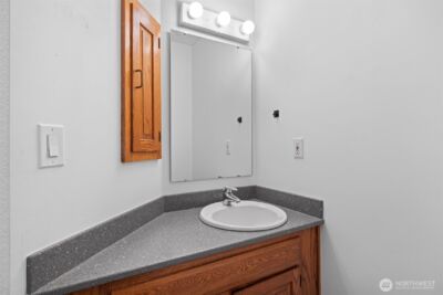 303 13th Avenue E #301, Seattle, WA 98102 - Photo 15