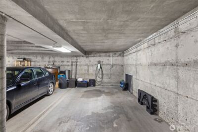 303 13th Avenue E #301, Seattle, WA 98102 - Photo 23