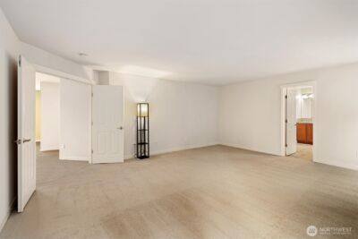 21927 44th Drive SE, Bothell, WA 98021 - Photo 22