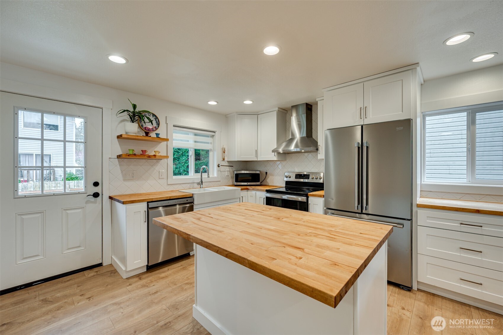 2065 Cimerron Street , Woodland, WA 98674