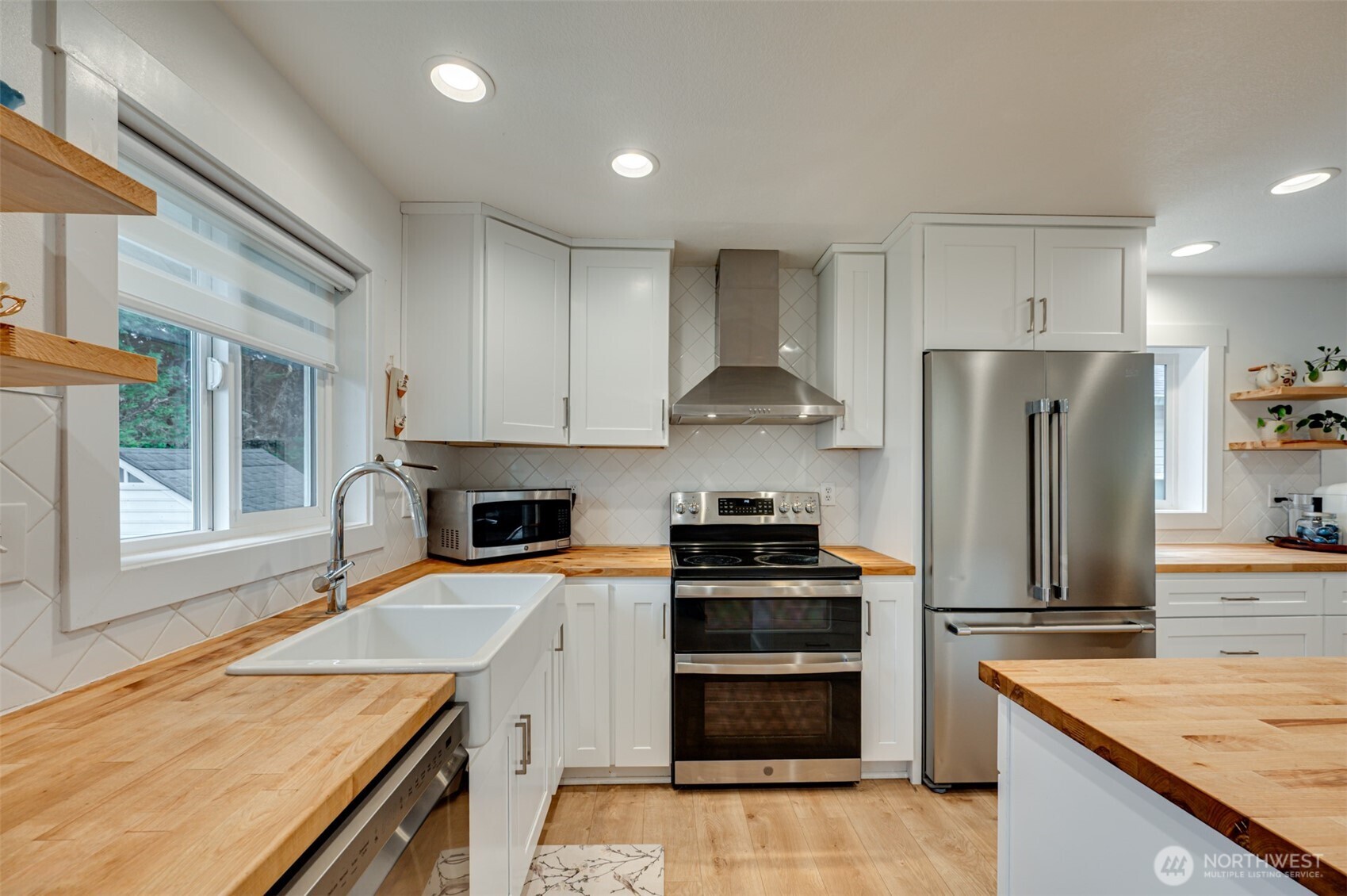 2065 Cimerron Street , Woodland, WA 98674