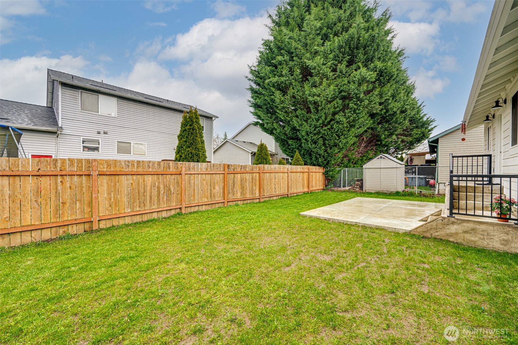 2065 Cimerron Street , Woodland, WA 98674