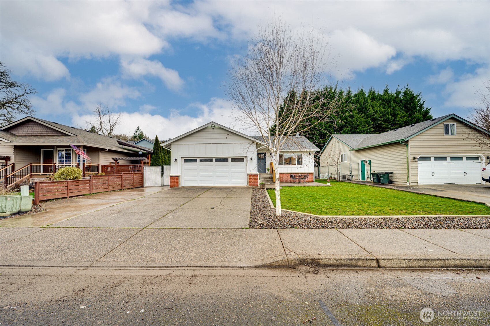 2065 Cimerron Street , Woodland, WA 98674