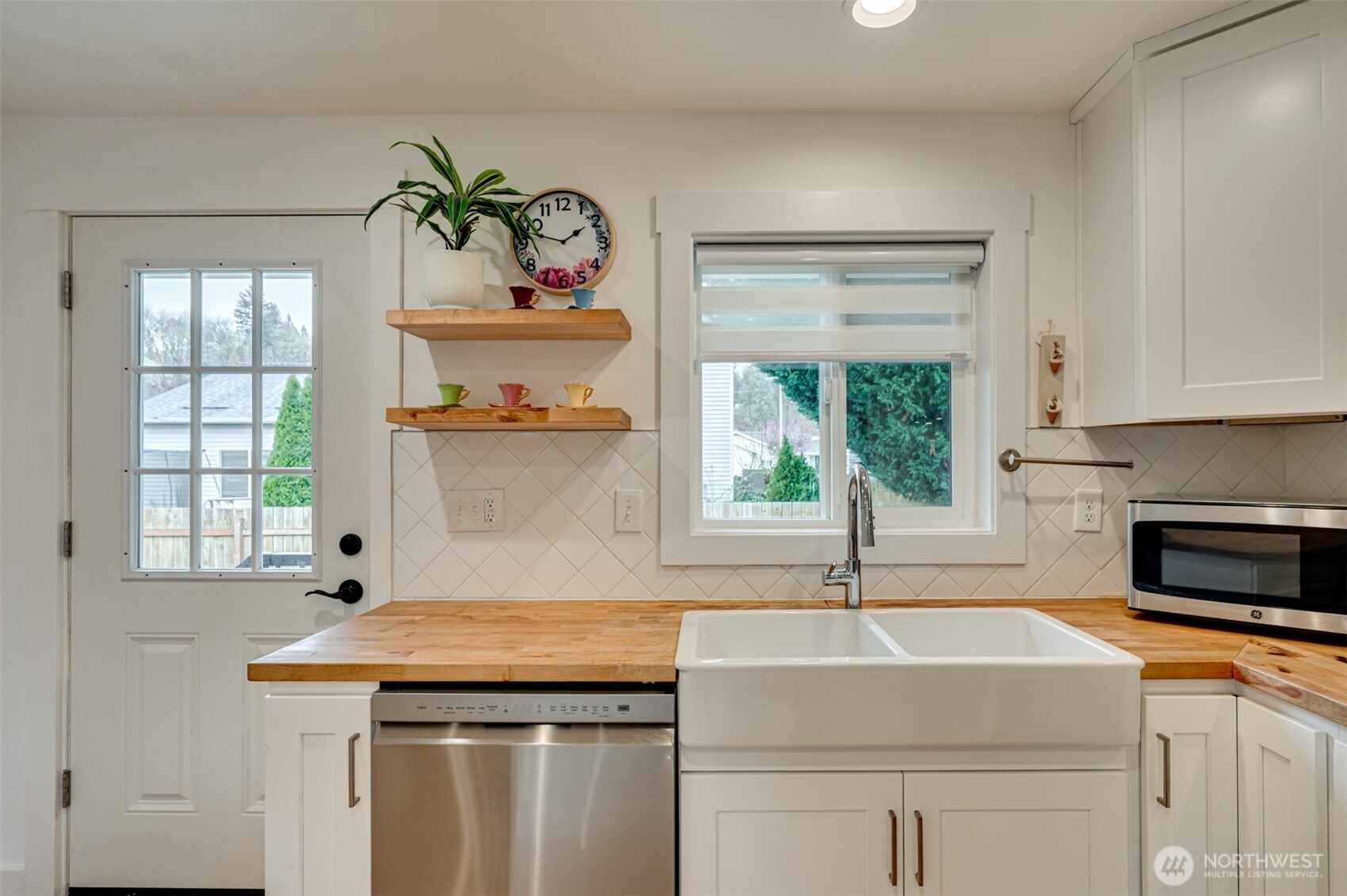 2065 Cimerron Street , Woodland, WA 98674