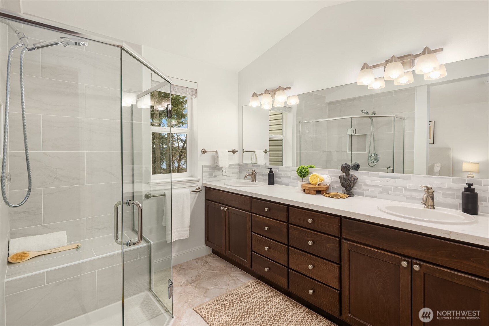 5000 NW Village Park Drive #G242, Issaquah, WA 98027