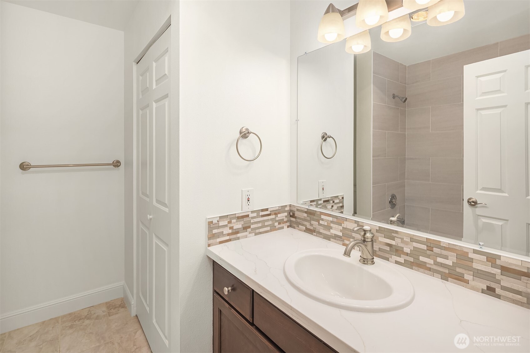 5000 NW Village Park Drive #G242, Issaquah, WA 98027