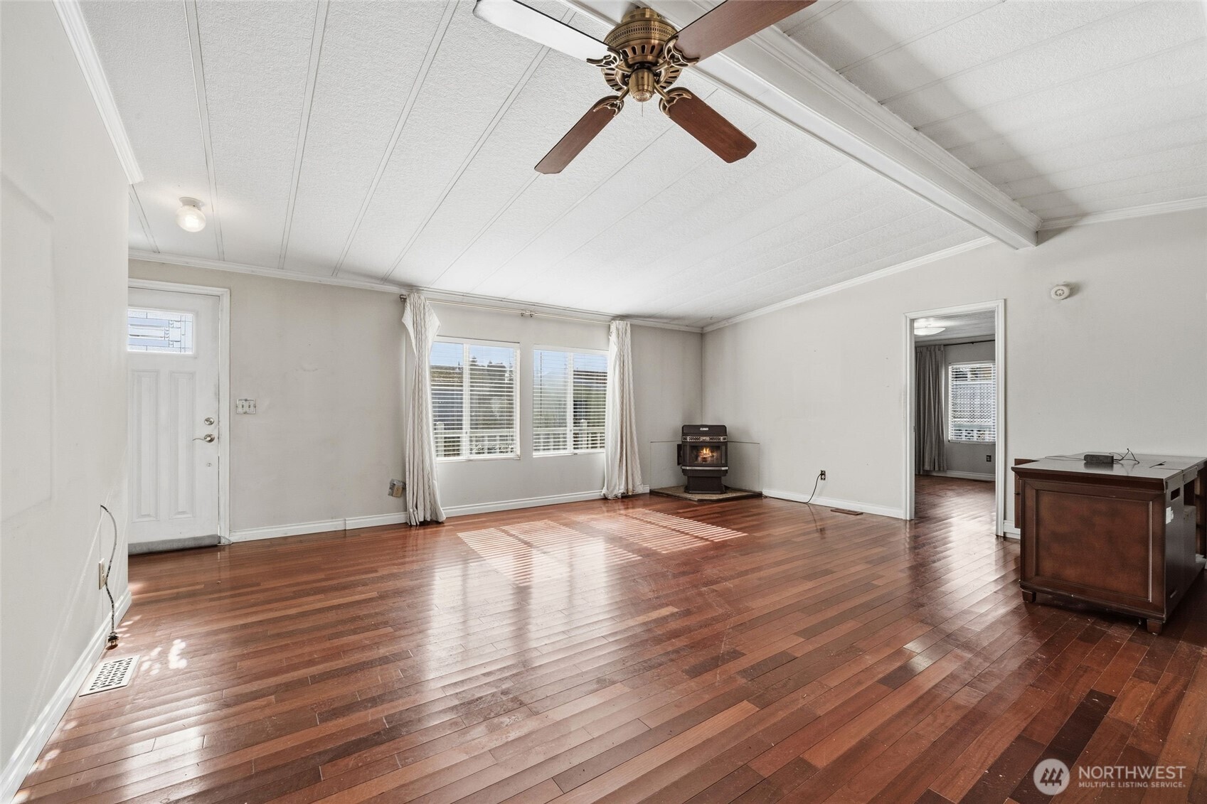 30901 State Route 20 #B5, Oak Harbor, WA 98277