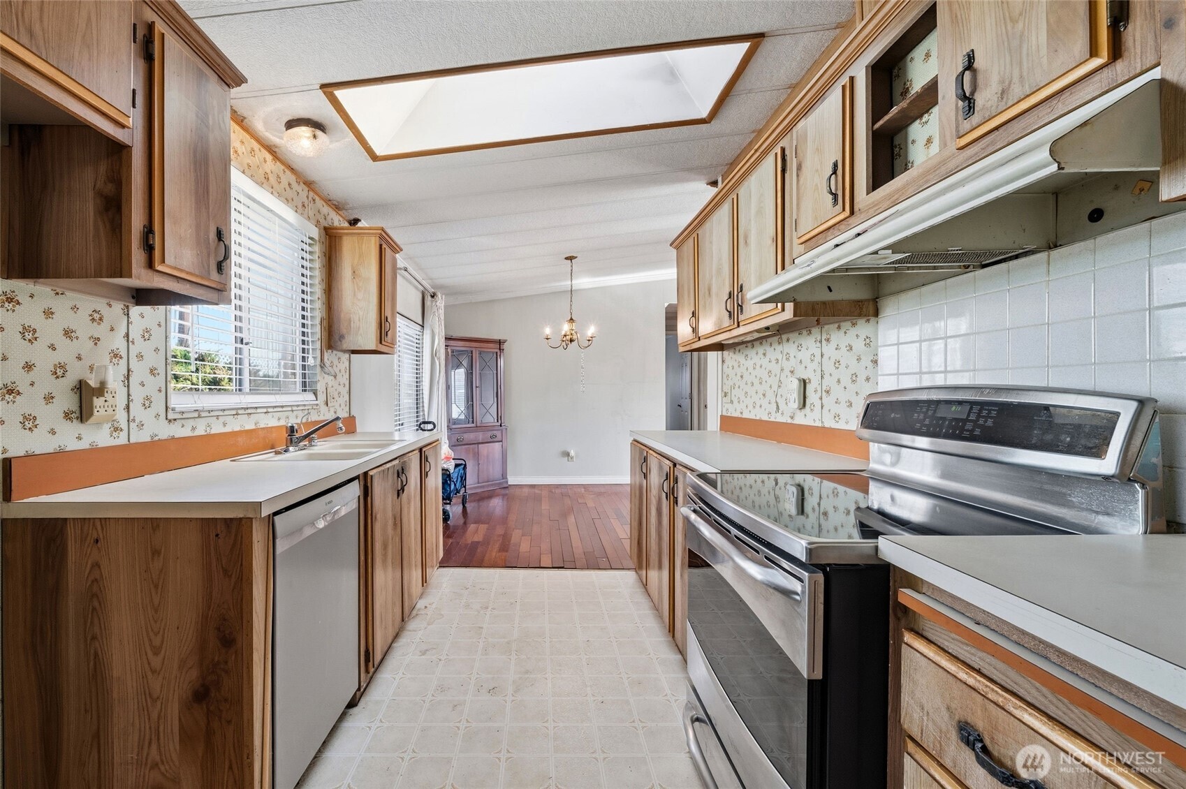 30901 State Route 20 #B5, Oak Harbor, WA 98277