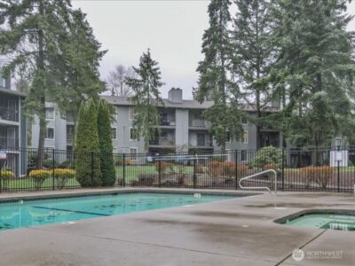4635 W Lake Sammamish Parkway SE #G305, Issaquah, WA 98027 - Photo 14