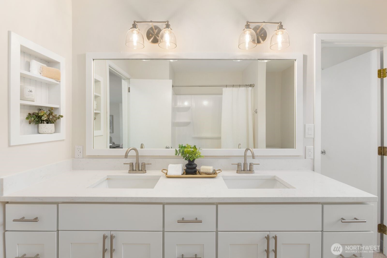 12103 SE 70th Street , Newcastle, WA 98056