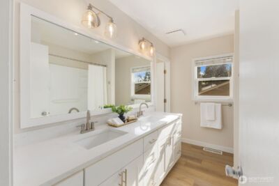 12103 SE 70th Street , Newcastle, WA 98056 - Photo 20