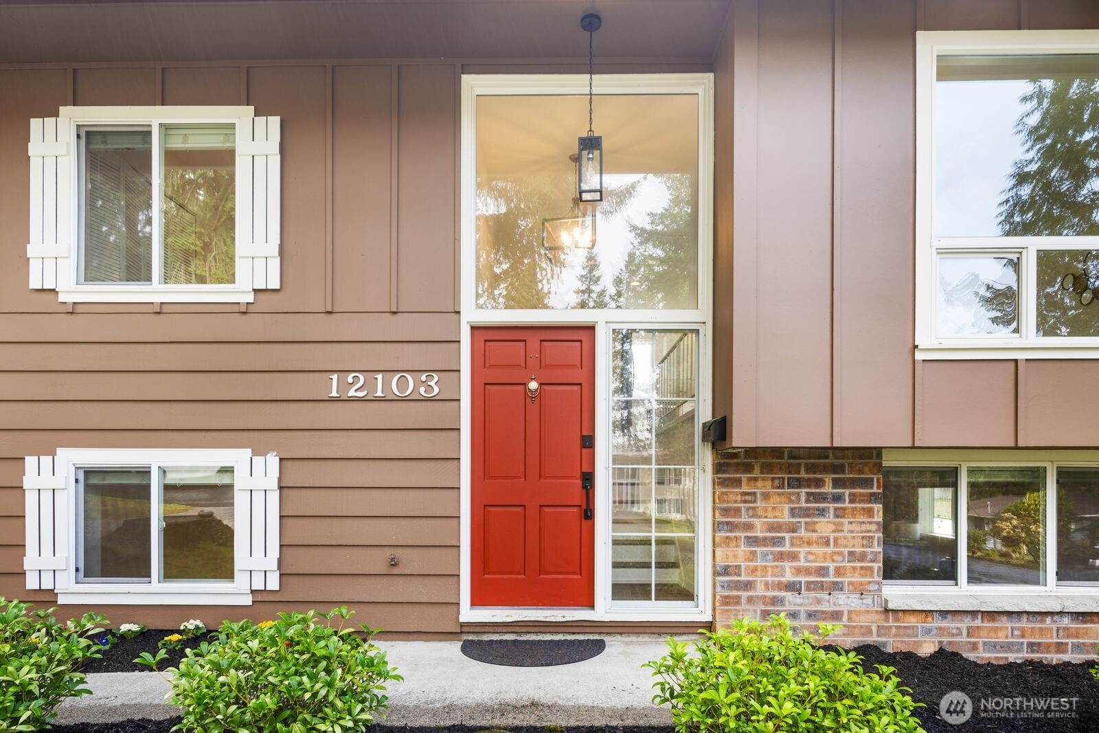 12103 SE 70th Street , Newcastle, WA 98056