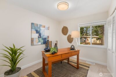 12103 SE 70th Street , Newcastle, WA 98056 - Photo 23