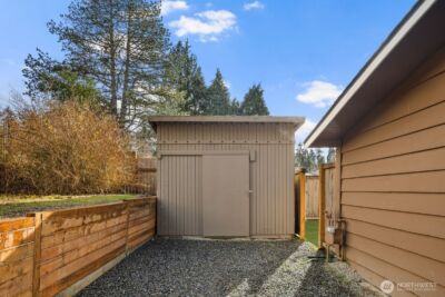 12103 SE 70th Street , Newcastle, WA 98056 - Photo 32