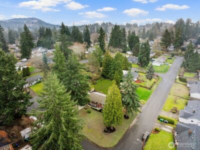 12103 SE 70th Street , Newcastle, WA 98056 - Photo 34