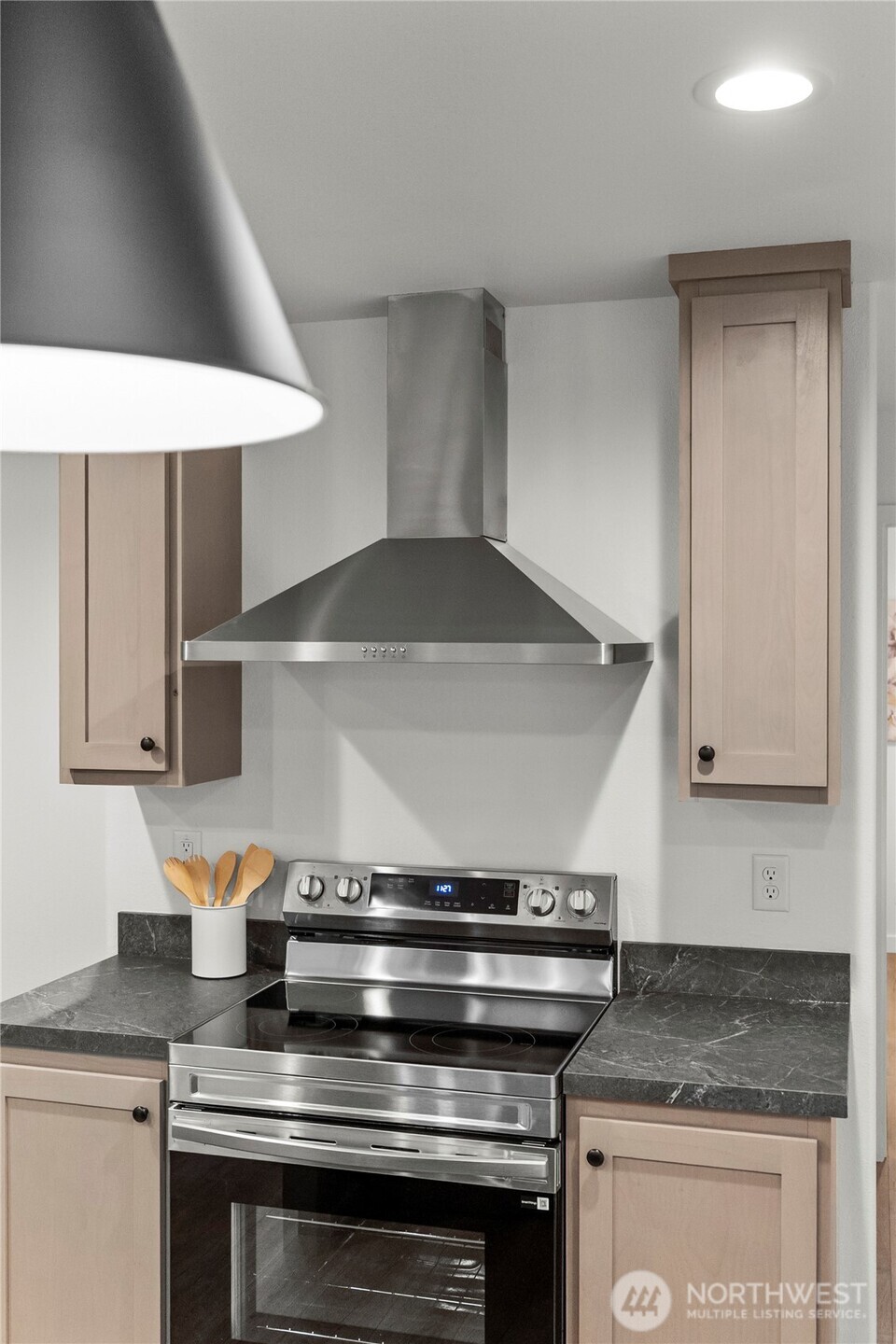 9617 Old Highway 99 SE, Olympia, WA 98501