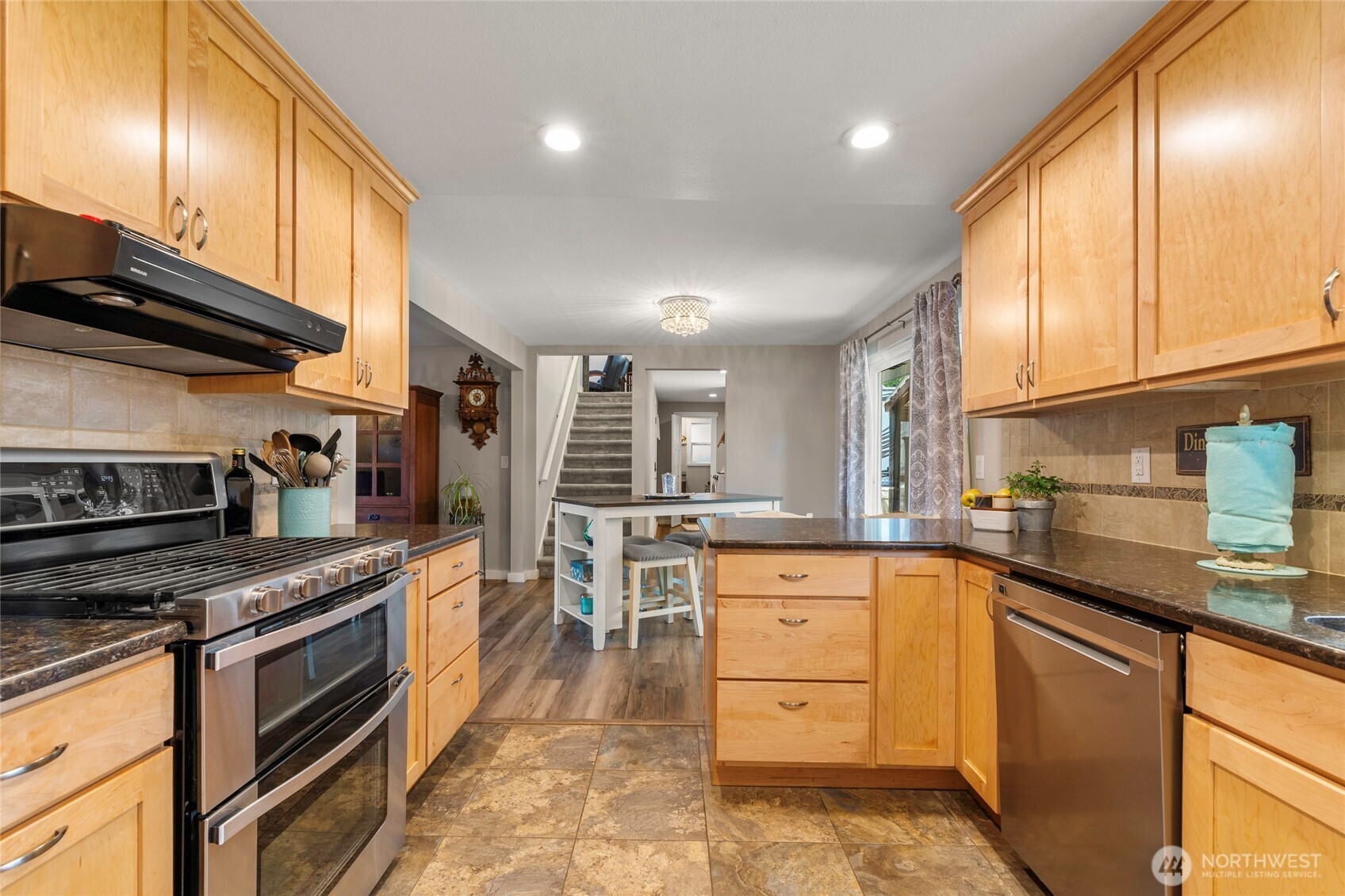 7016 98th Street Ct E, Puyallup, WA 98373