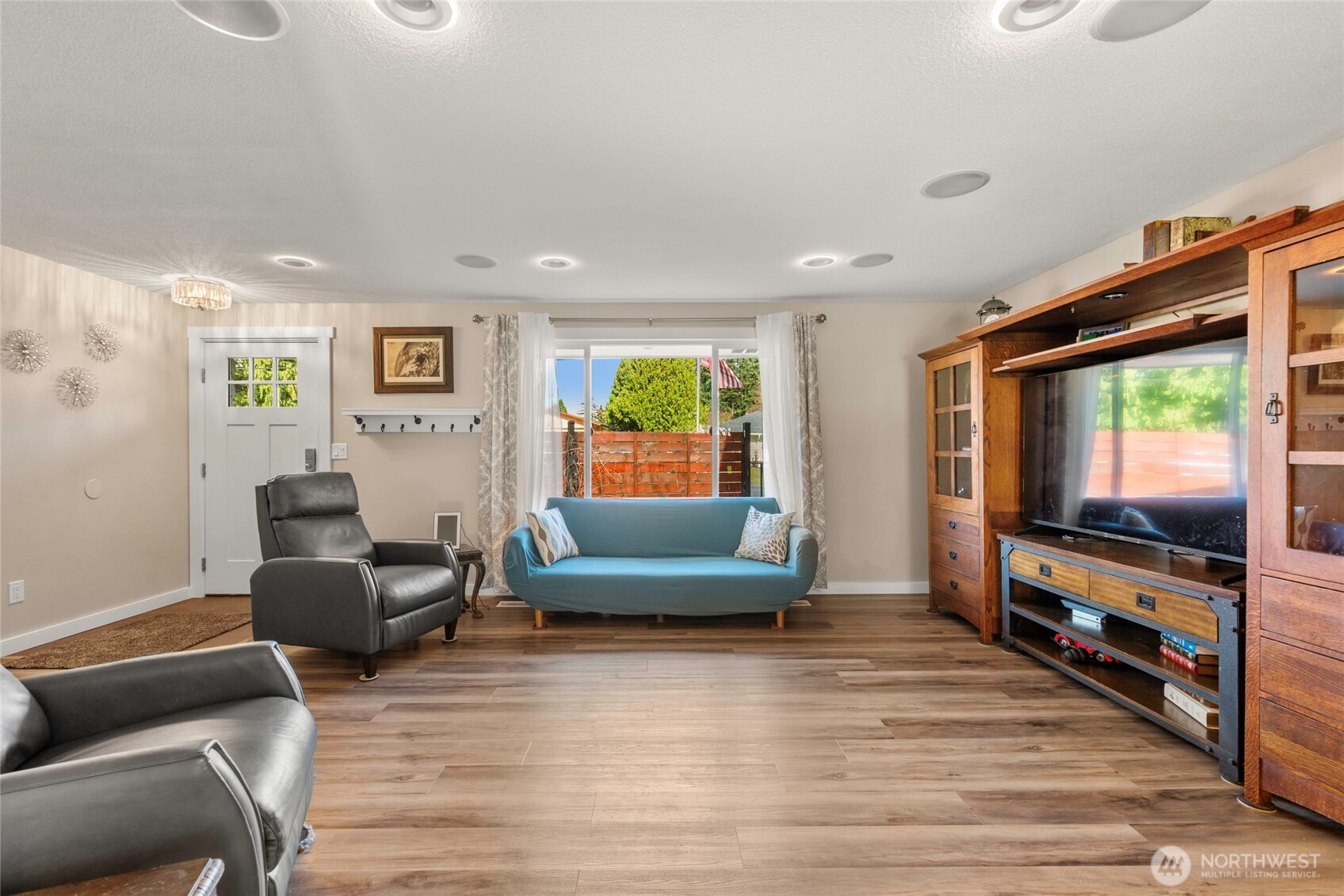 7016 98th Street Ct E, Puyallup, WA 98373