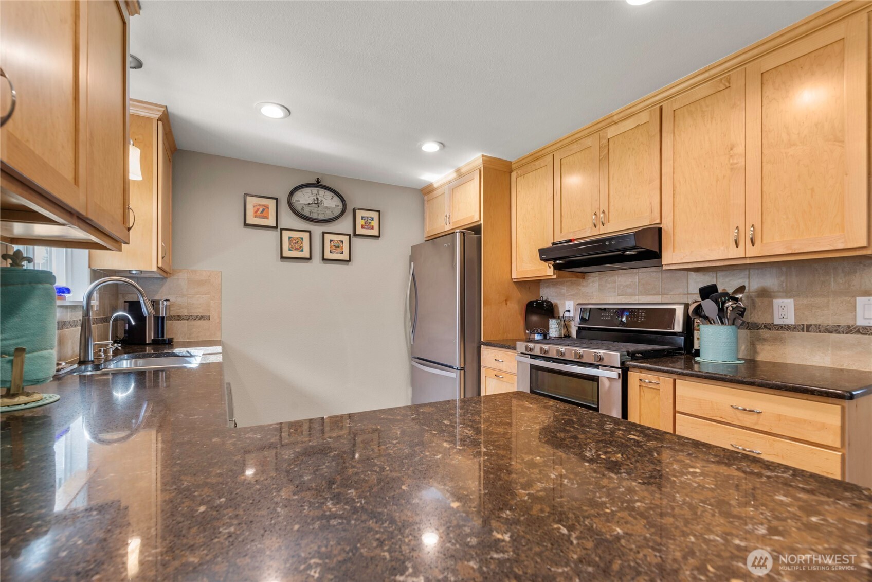 7016 98th Street Ct E, Puyallup, WA 98373