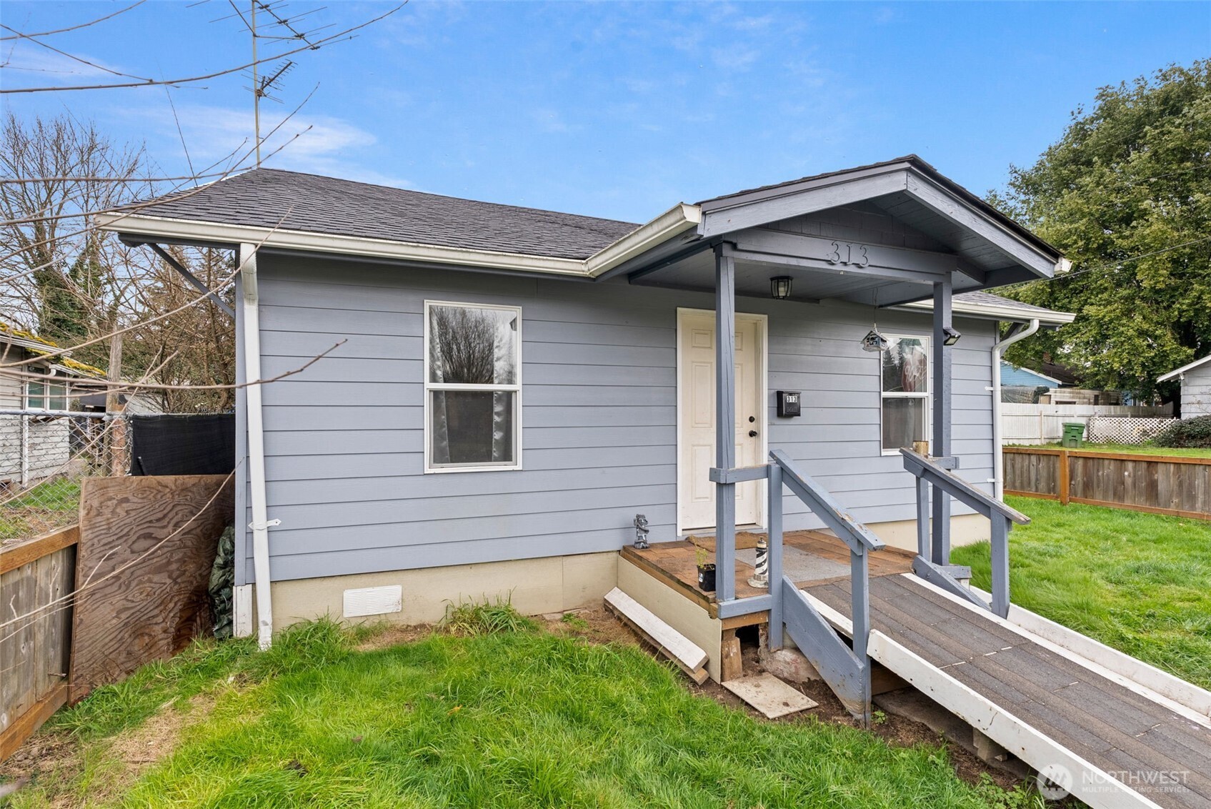 313 Rosewood St , Kelso, WA 98626