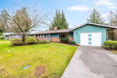 901 13th Street , Snohomish, WA 98290-1841