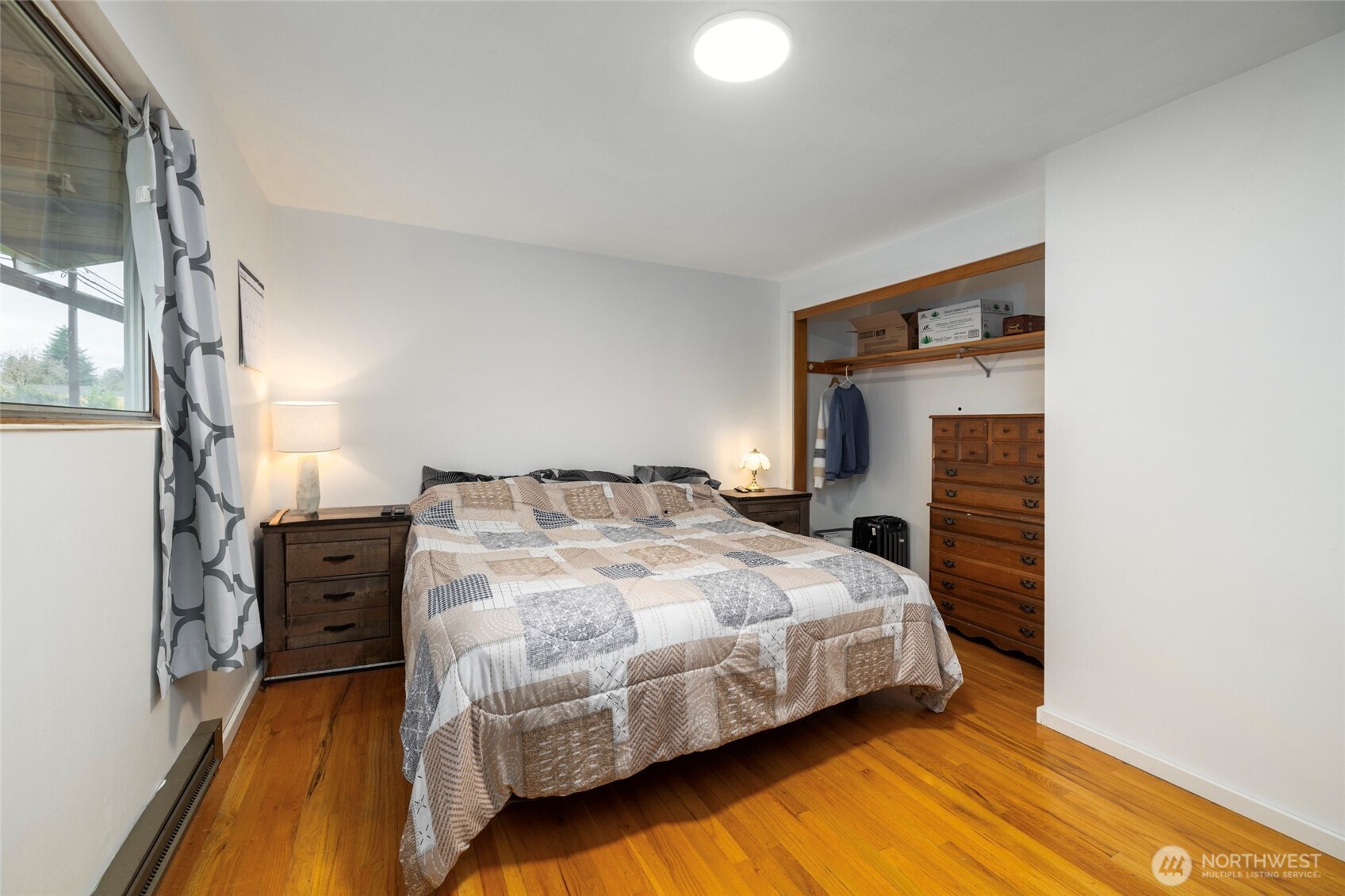 901 13th Street , Snohomish, WA 98290-1841