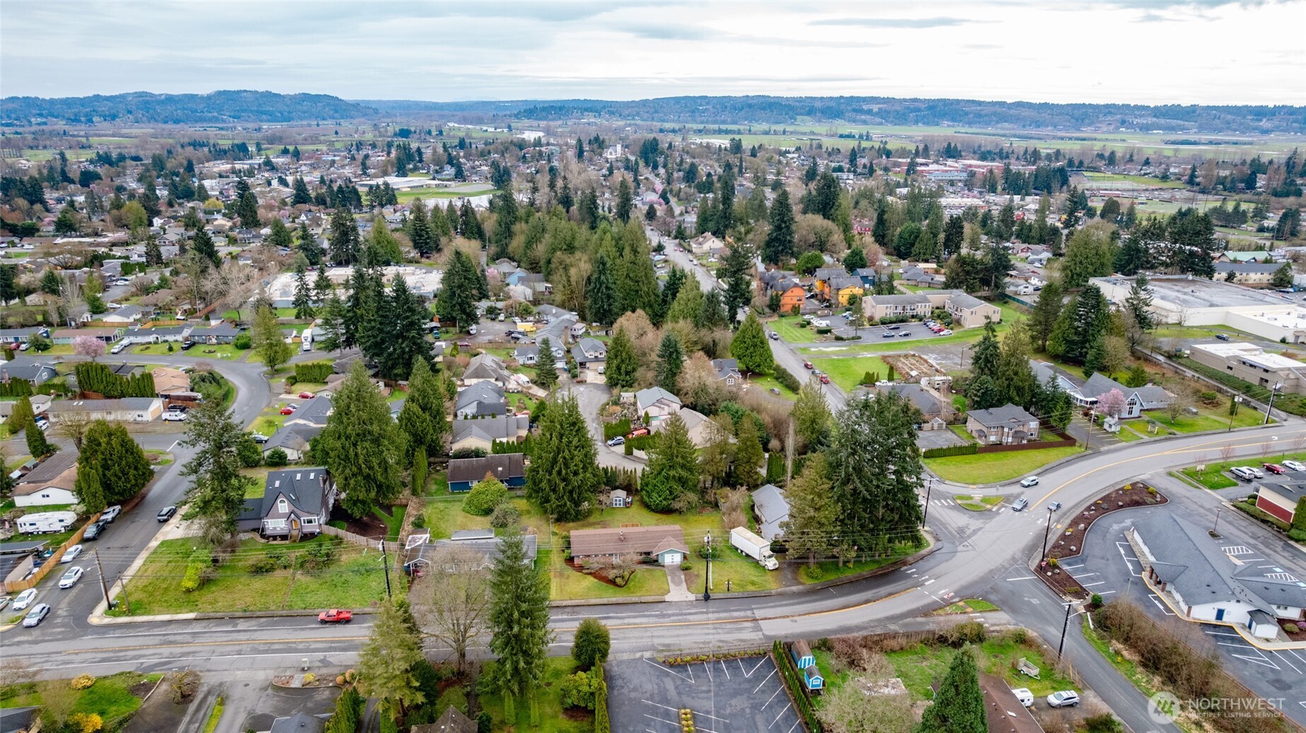 901 13th Street , Snohomish, WA 98290-1841