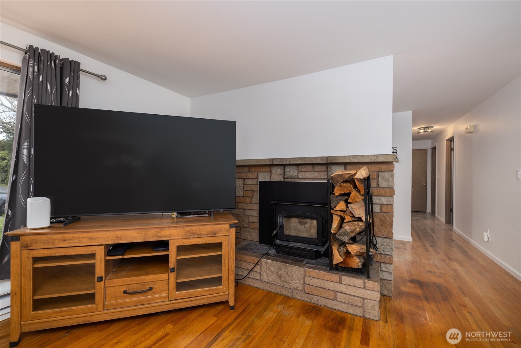 901 13th Street , Snohomish, WA 98290-1841