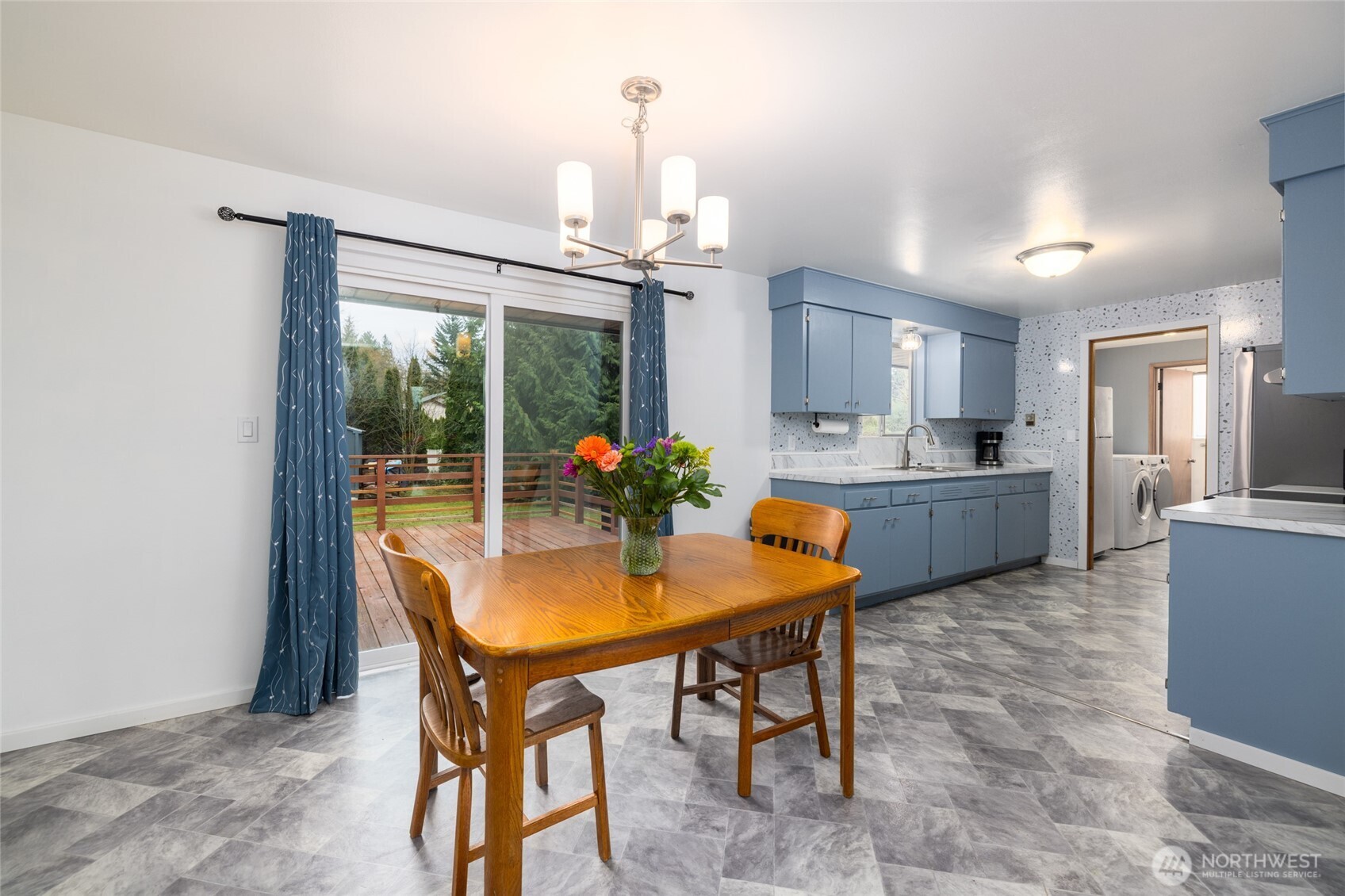 901 13th Street , Snohomish, WA 98290-1841