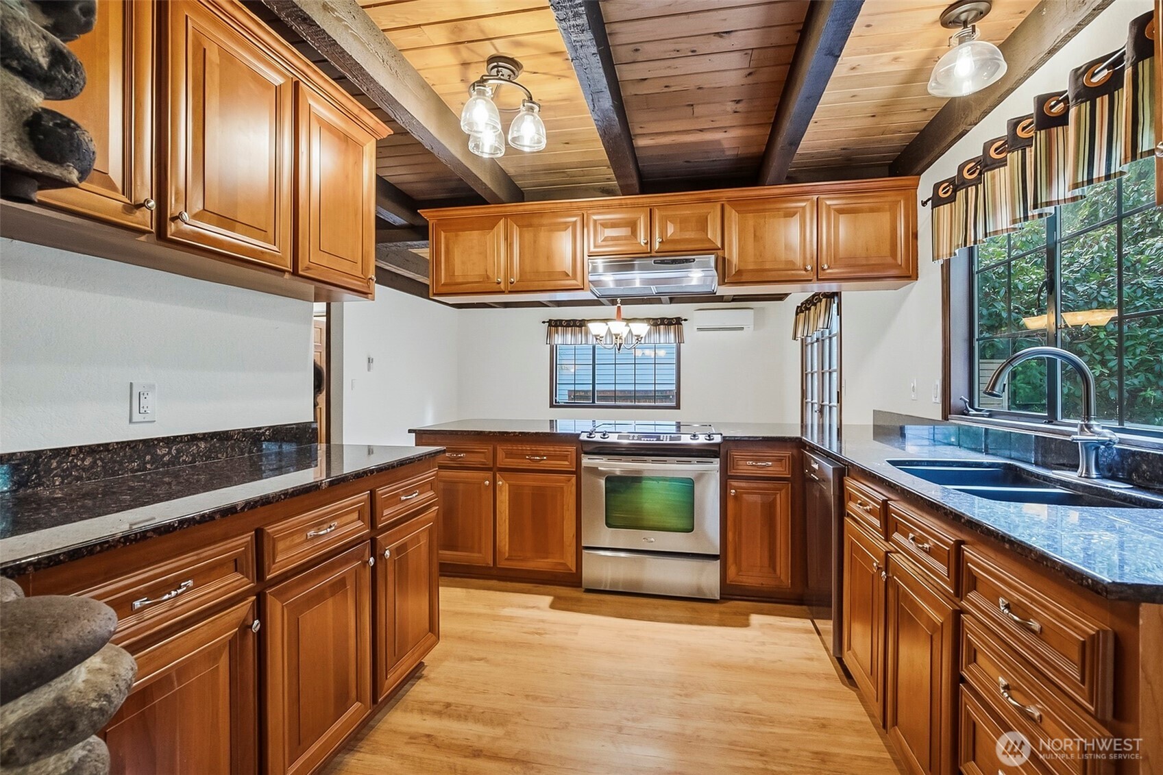 16719 1st Avenue SE, Bothell, WA 98012