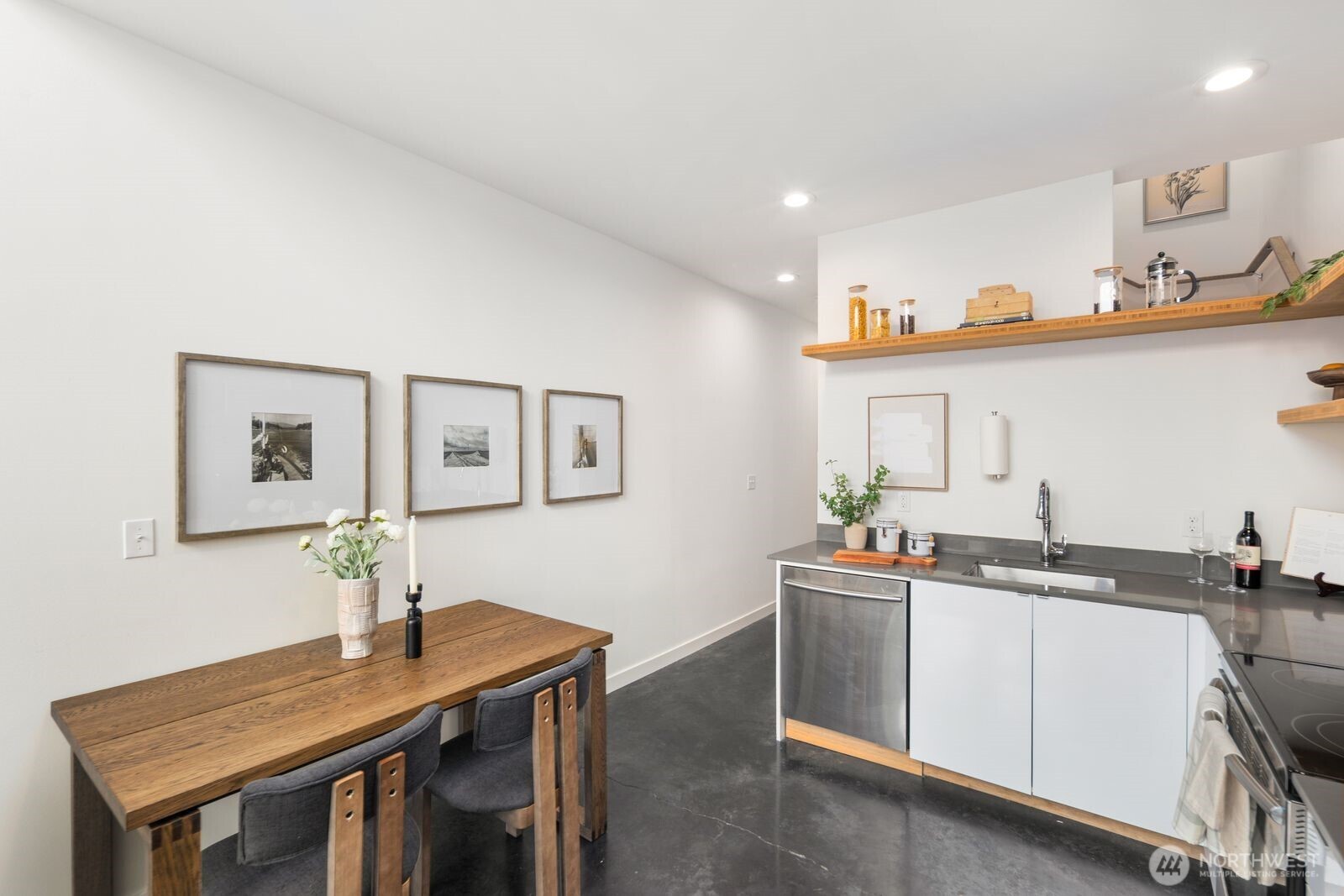 822 NW 49th Street #A, Seattle, WA 98107