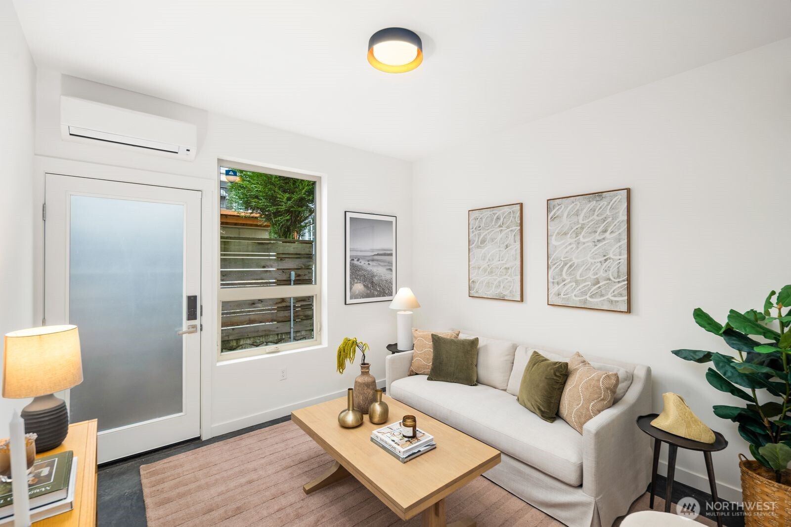 822 NW 49th Street #A, Seattle, WA 98107