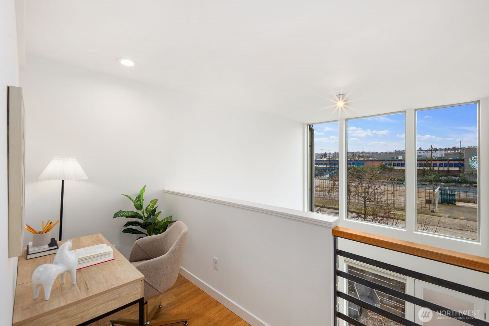 822 NW 49th Street #A, Seattle, WA 98107