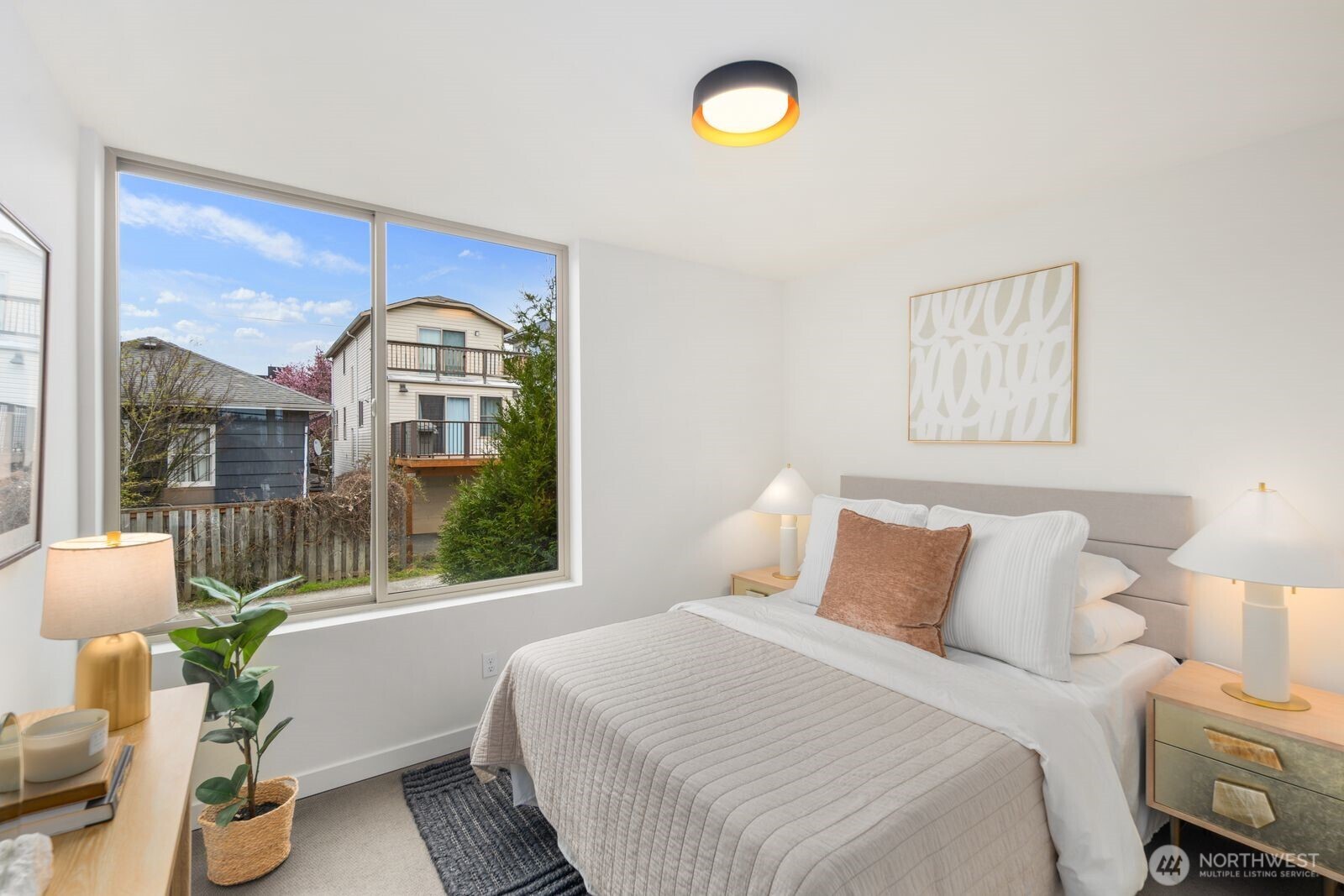 822 NW 49th Street #A, Seattle, WA 98107