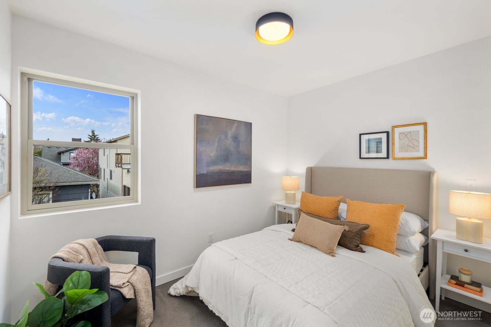 822 NW 49th Street #A, Seattle, WA 98107