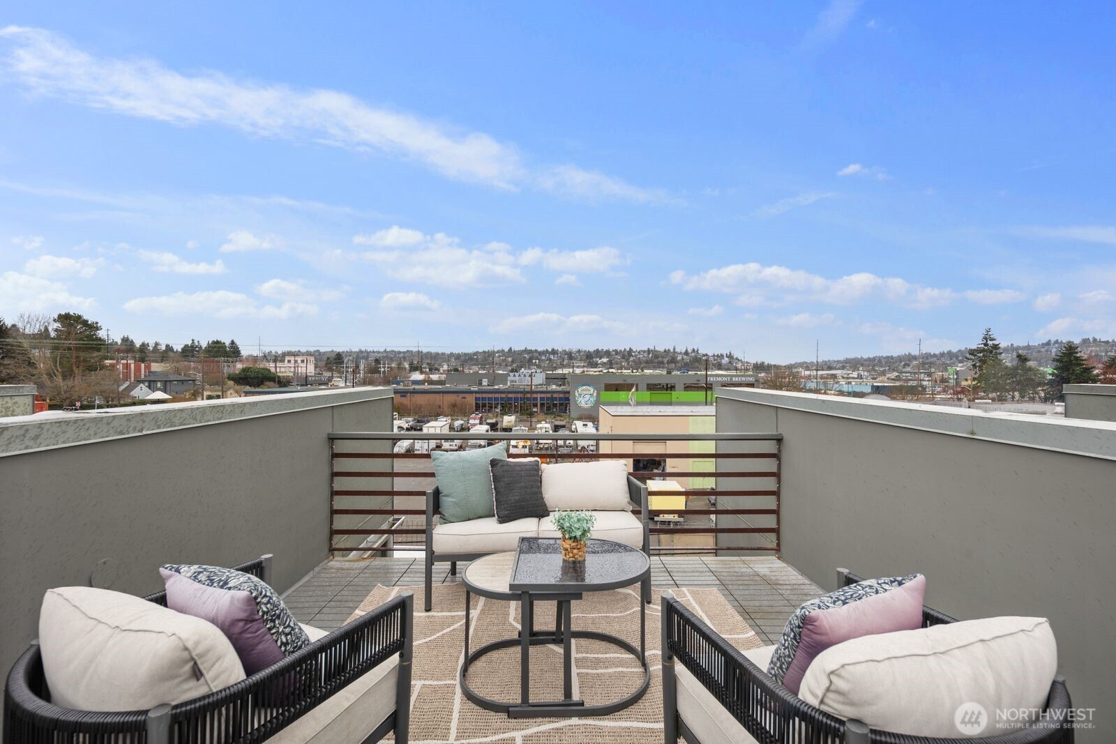 822 NW 49th Street #A, Seattle, WA 98107