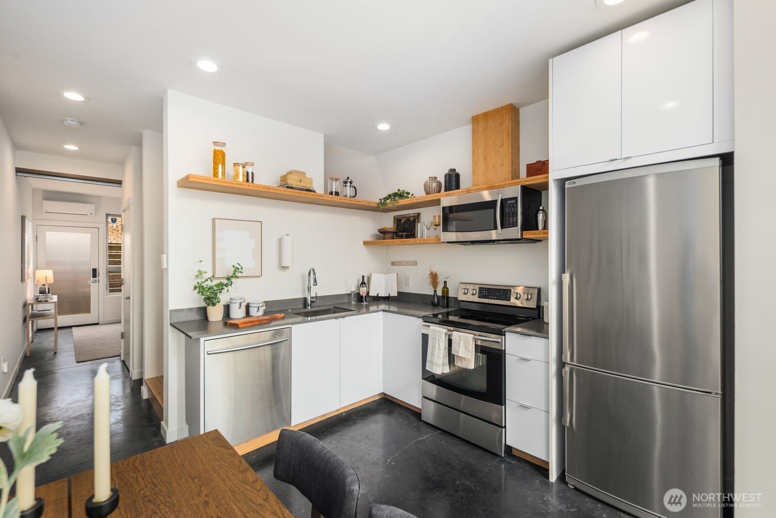 822 NW 49th Street #A, Seattle, WA 98107